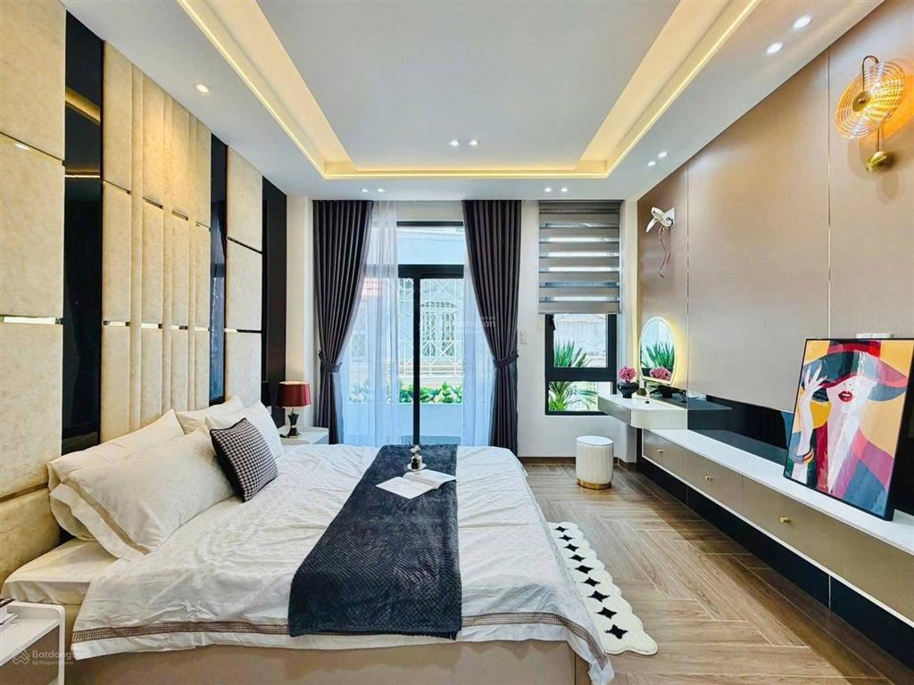Chủ bán nhà đường ôtô lý thái tổ  quận 10, giá 3tỷ650,cho thuê 26tr, gần bệnh viện nhi đồng