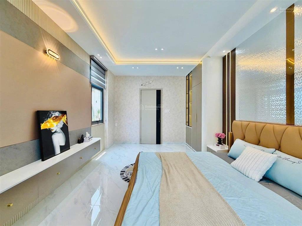 Chủ bán nhà đường ôtô lý thái tổ  quận 10, giá 3tỷ650,cho thuê 26tr, gần bệnh viện nhi đồng