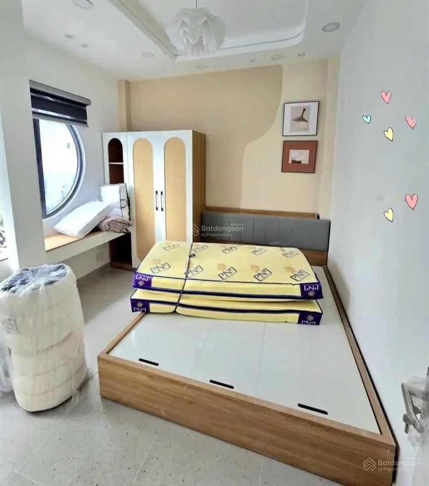 Nhà trung tâm đường ôtô, phạm ngũ lão  quận 1 cho thuê 28triệu, gần chợ thái bình