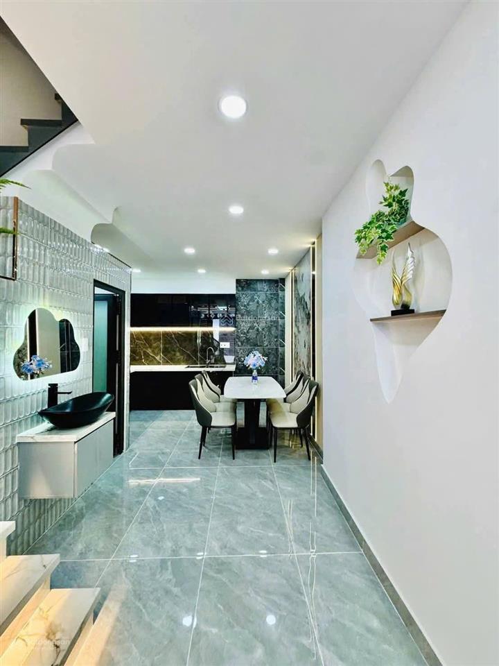 Bán nhà đẹp, đường ôtô lữ gia  quận 11, cho thuê 22triệu, gần đại học bách khoa tp. hcm
