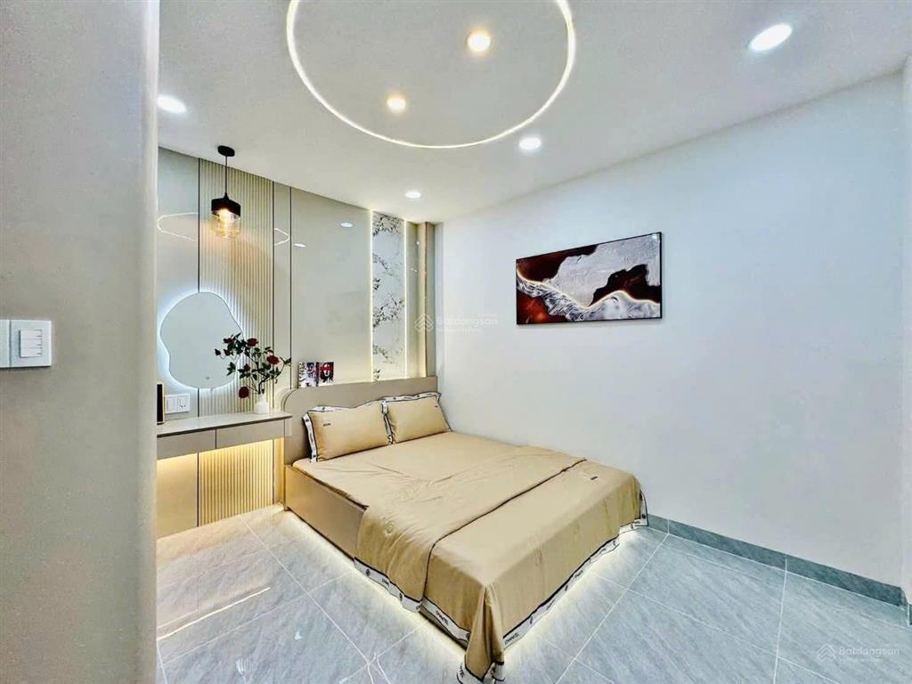 Bán nhà đẹp, đường ôtô lữ gia  quận 11, cho thuê 22triệu, gần đại học bách khoa tp. hcm