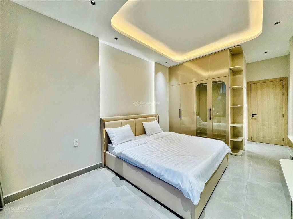 Nhà đẹp đường ôtô nguyễn thi minh khai  quận 3 cho thuê 25triệu, gần công viên tao đàn