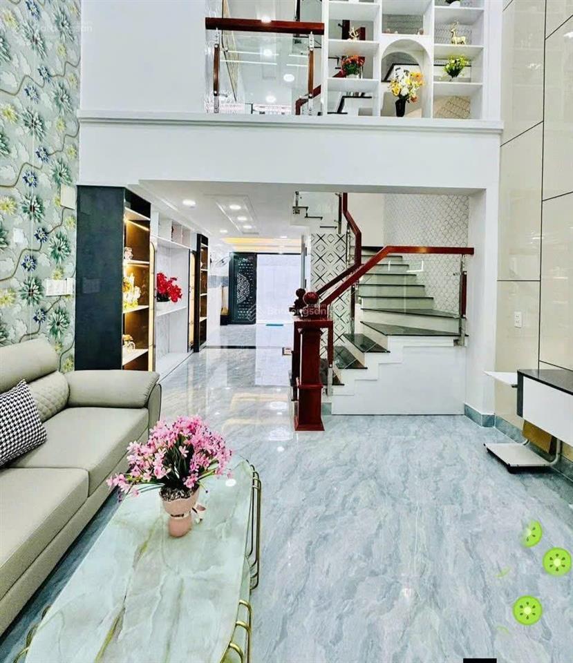 Chủ cần bán nhà, đường ôtô lê thánh tôn  quận 1, giá 4tỷ430, cho thuê 28triệu, gần chợ bến thành