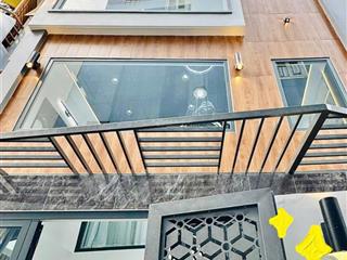 Bán nhà 63,8m2, đoàn văn bơ  quận 4, cho thuê 22triệu, gần đại học nguyễn tất thành