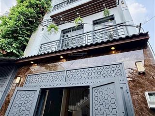 Nhà đẹp đường ôtô, trần bình trọng  quận 5, giá 3tỷ650/71m2, gần công viên số lý thái tổ