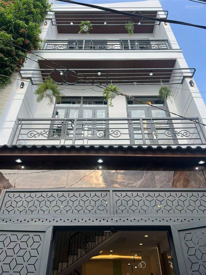 Nhà trung tâm đường ôtô, hồ hảo hớn  quận 1 cho thuê 28triệu, gần đại học văn lang