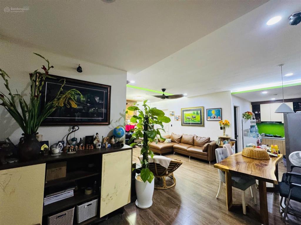 Bán căn hộ chung cư penhouse 106 m2