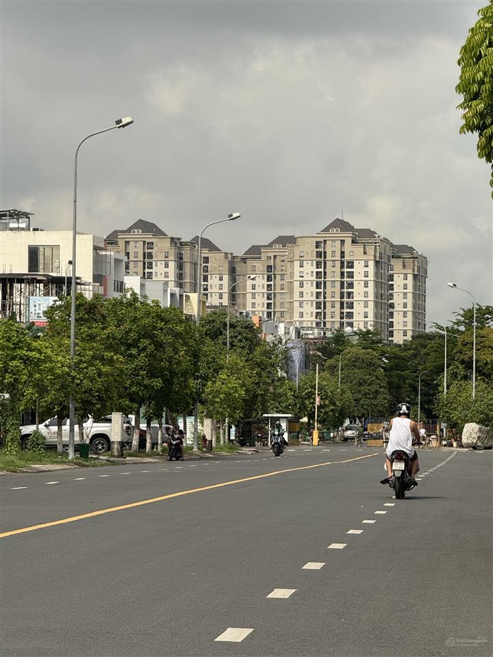 Bán căn hộ chung cư penhouse 106 m2