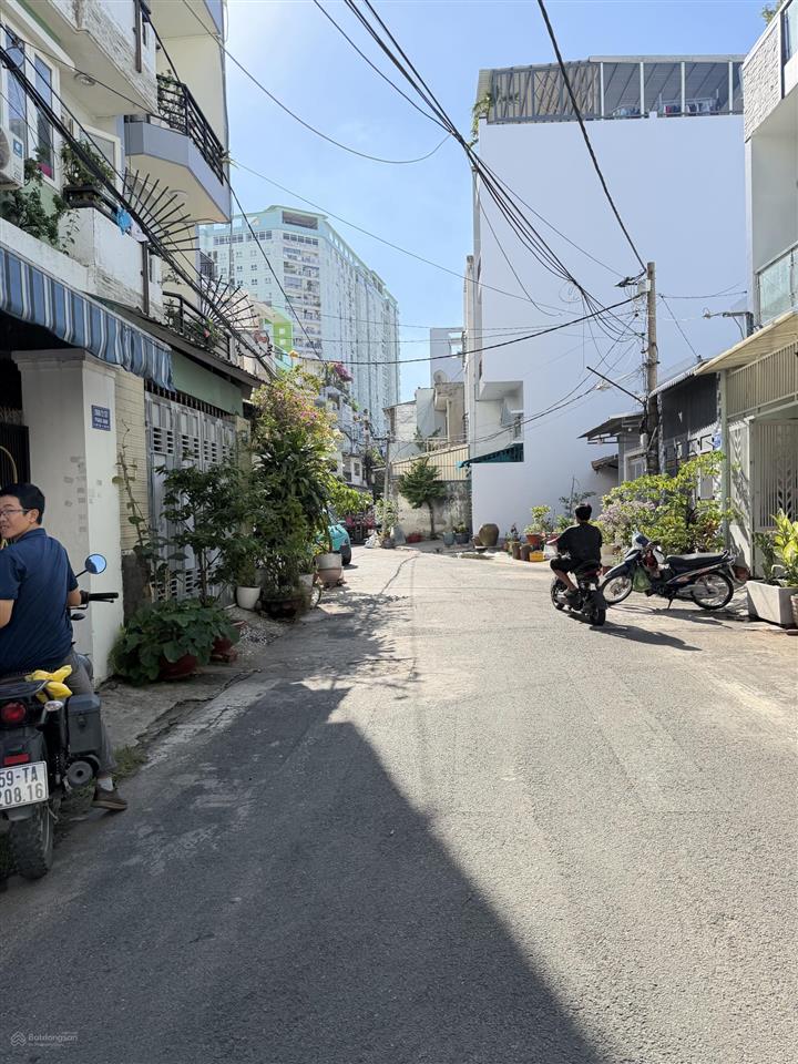 Bán nhà kế đường số 6 ngay chợ đa sà 4x13  c4  6 tỷ