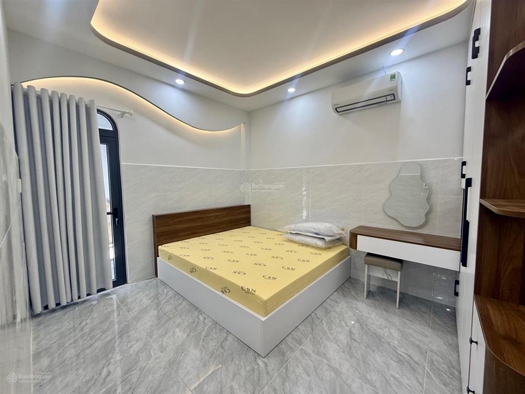 Có ngủ dưới trệt  hxh  4,2 x 13  50m2  ngay lạc long quân  lý thường kiệt  gần chợ ông địa
