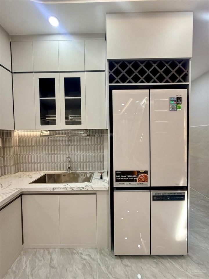 Có ngủ dưới trệt  hxh  4,2 x 13  50m2  ngay lạc long quân  lý thường kiệt  gần chợ ông địa