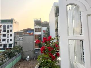 Siêu hiếm mặt ngõ ô tô  sát mặt phố  kinh doanh đa dạng  nhà đẹp khung cột siêu thoáng sáng