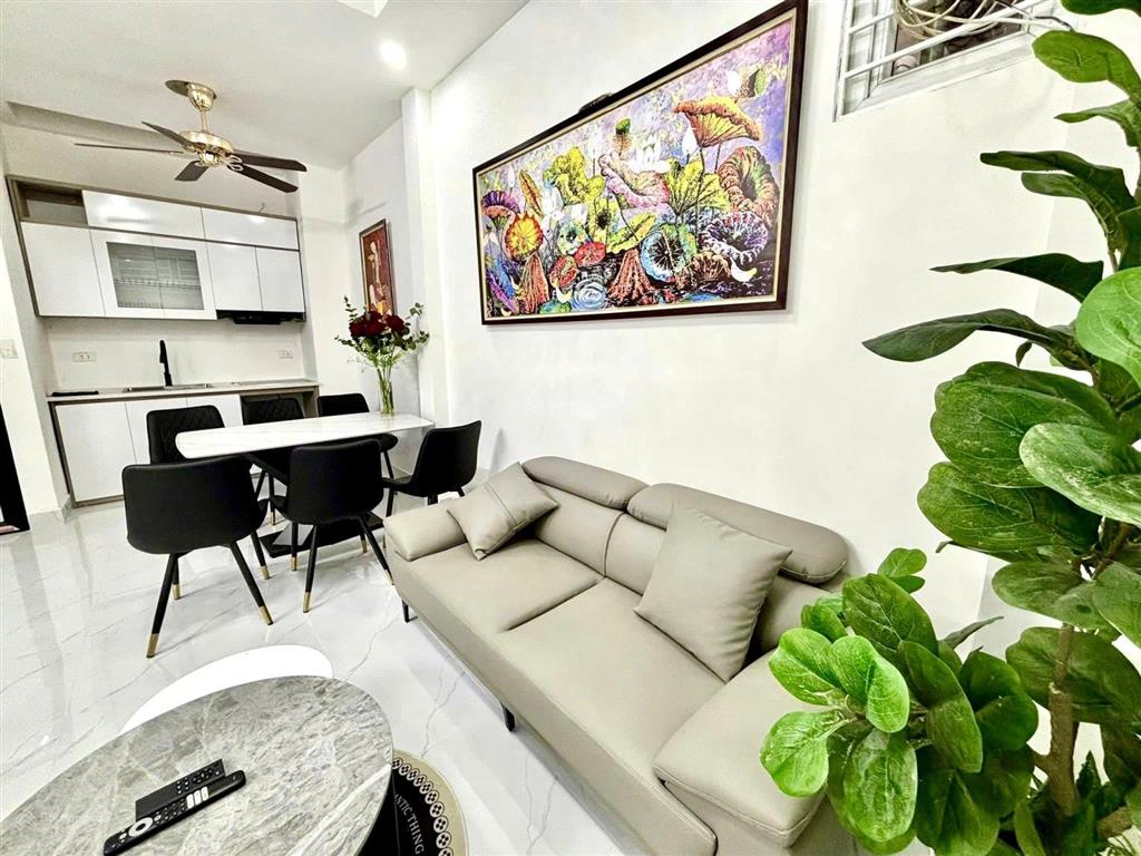 Siêu phẩm nhà đẹp cầu giấy sát tây hồ  4 ngủ 4 wc  nhanh còn chậm hết