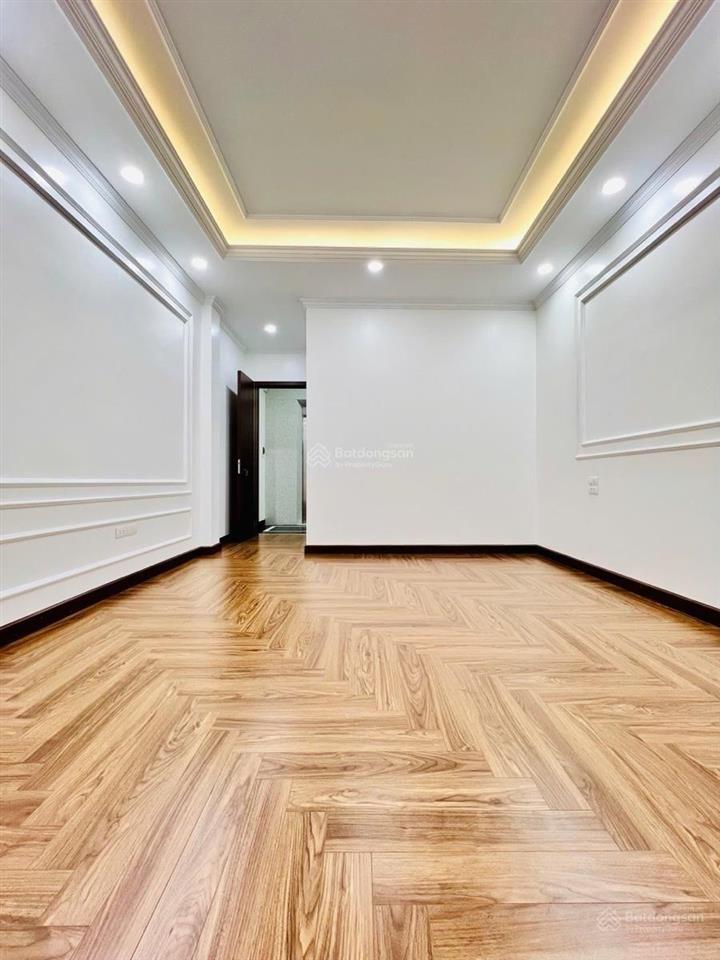 Oto đỗ cửa phố nguyễn văn trỗi 37mx7t [t.máy], mt3.66m, giá 11.6 tỷ 0904 530 ***