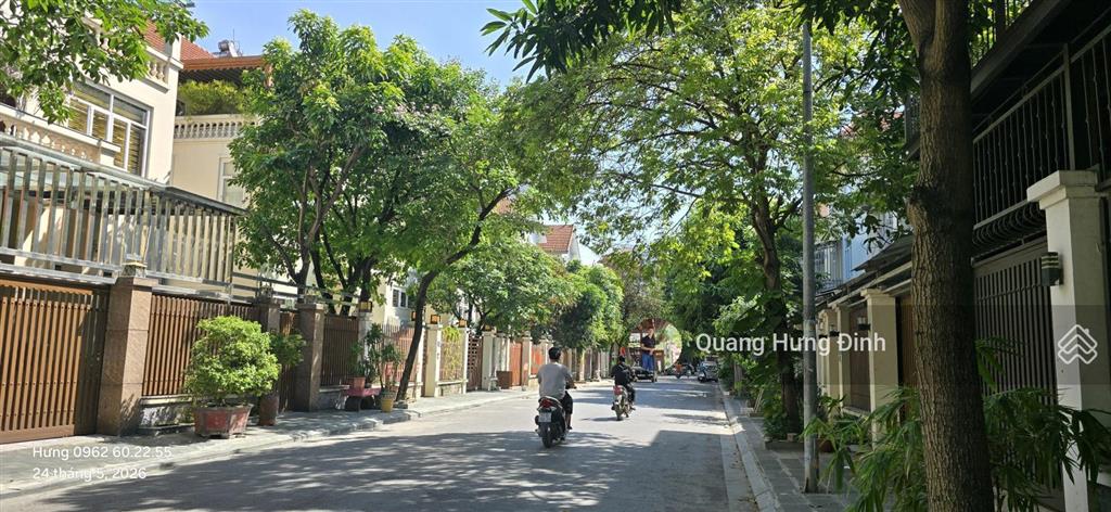 Bán biệt thự việt kiều châu âu, mỗ lao 190m2, mặt tiền 9m, 4 tầng, trục chính hiếm bán, giá 49 tỷ.