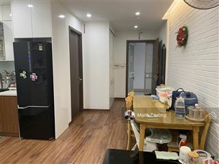 Chính chủ bán căn 2 ngủ view hồ đông nam chung cư vp6 linh đàm