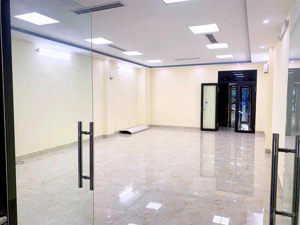 [mặt bằng kinh doanh văn phòng mặt phố vũ tông phan]