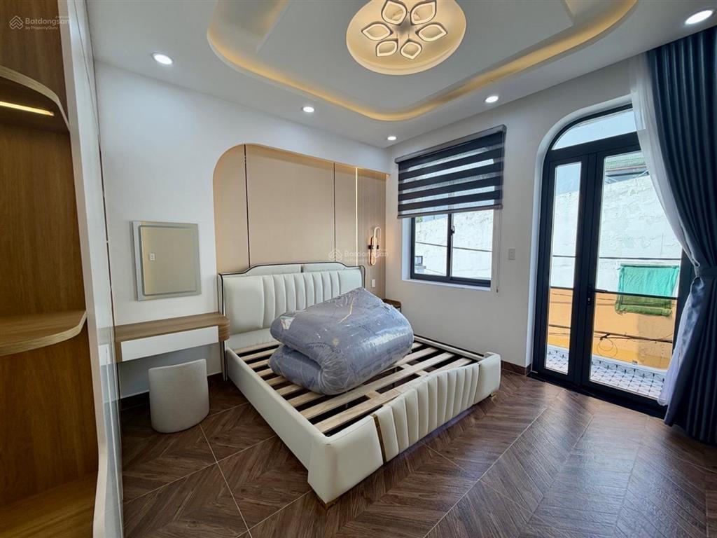 Khuông việt, 66m2, tặng nội thất, 1t1l, giá 7 tỷ 65