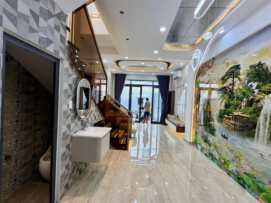 Khuông việt, 66m2, tặng nội thất, 1t1l, giá 7 tỷ 65