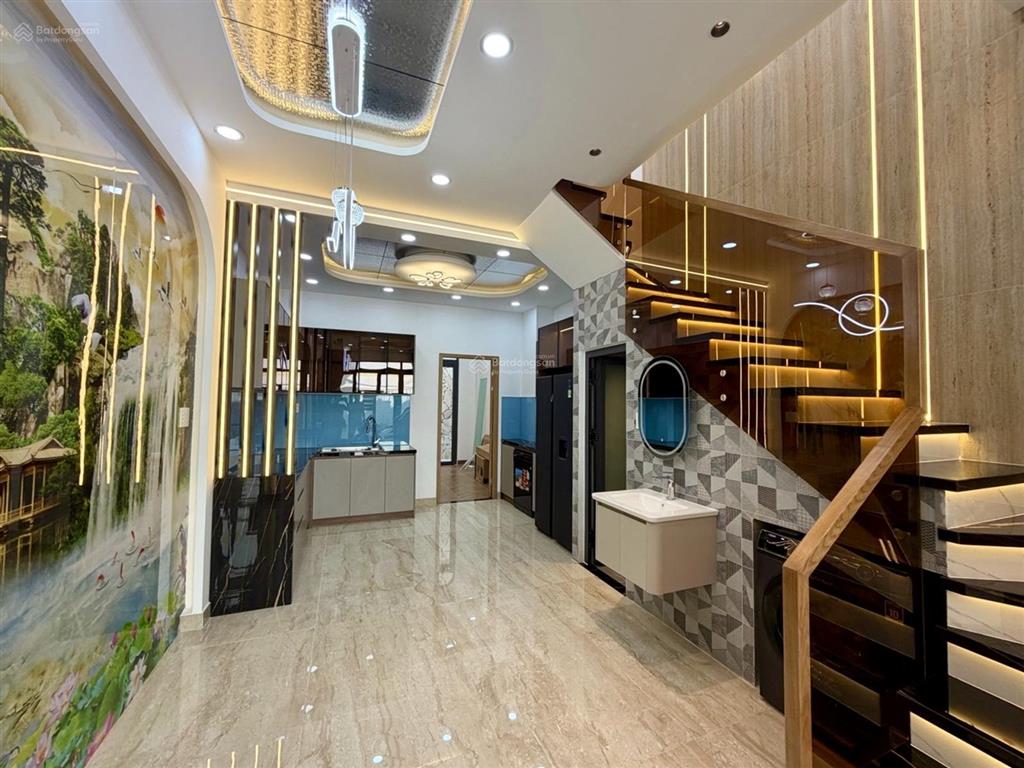 Khuông việt, 66m2, tặng nội thất, 1t1l, giá 7 tỷ 65