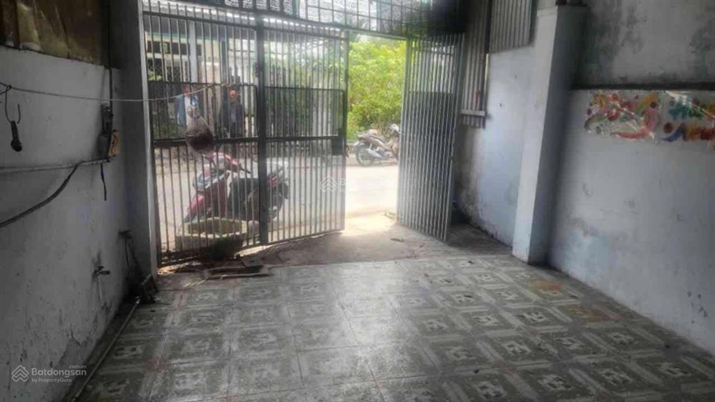 Sốt dẻo đông thạnh , hóc môn, hẻm xe hơi thông, 64m , giá 3.3 tỷ. diện tích 64.5m²,