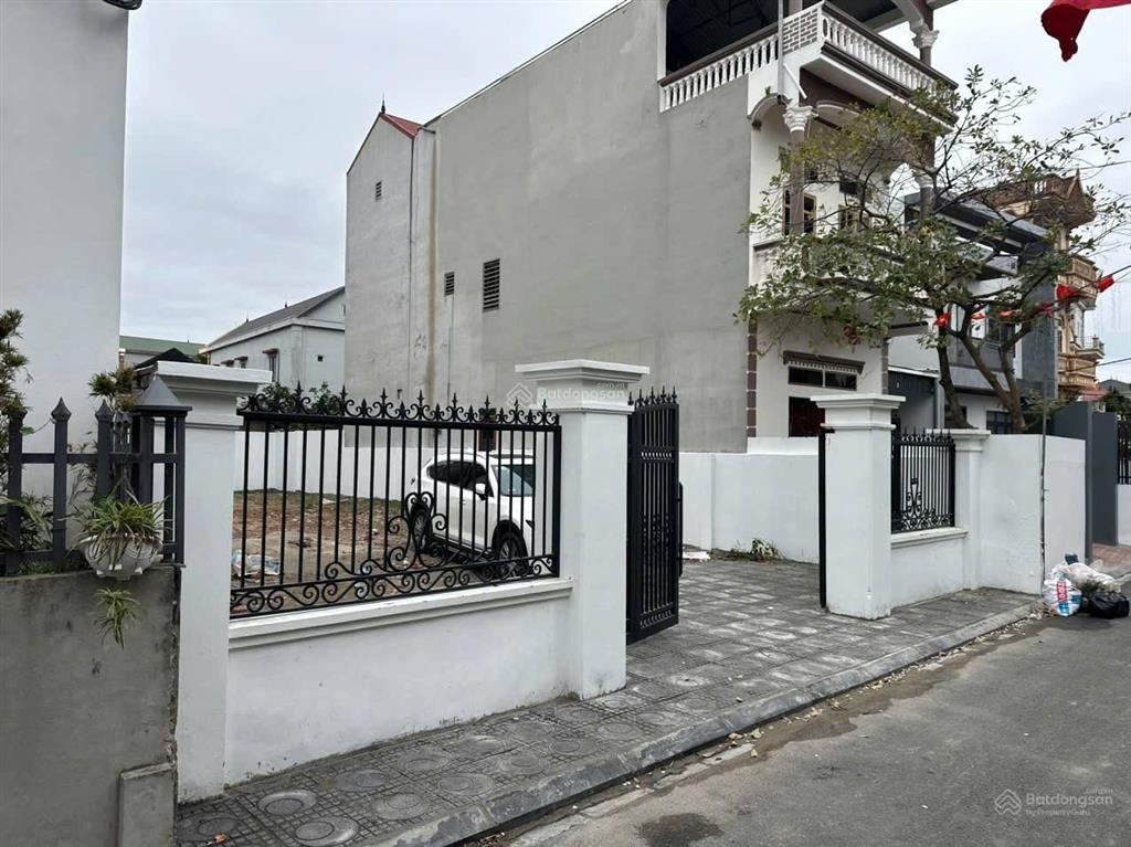 Bán đất cực xinh 290m2, mt10.8m, 34,8 tỷ, nguyên khê, đông anh.
