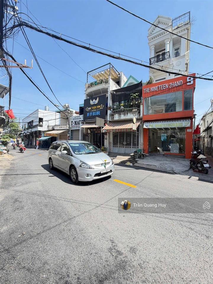 Mt nhánh phạm văn chiêu đường số 4 giá 9.4 tỷ nhà trệt 4 lầu st giá 9.4 tỷ 200m2 sàn  0935 815 ***