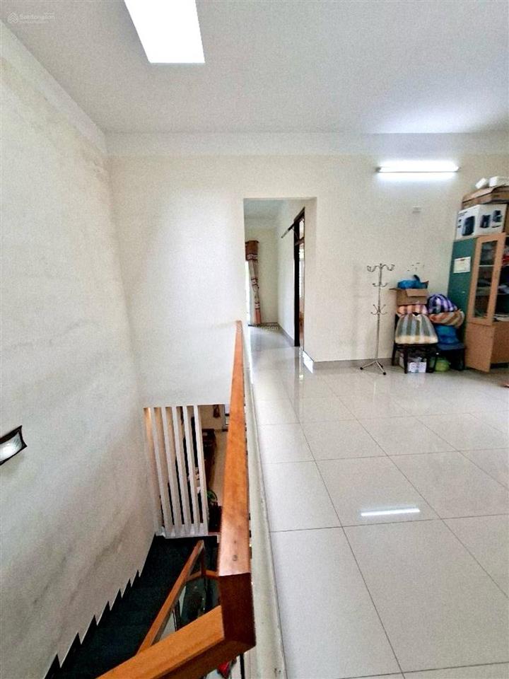 Chào bán nhà 2 tầng ngang hơn 6m trung tâm sơn trà  3 bước chân ra bãi tắm mỹ khê.