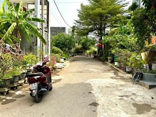 Cần tiền bán gấp lô đất 53m2 giá chỉ 3ty05 . đường nguyễn duy trinh phường long trường