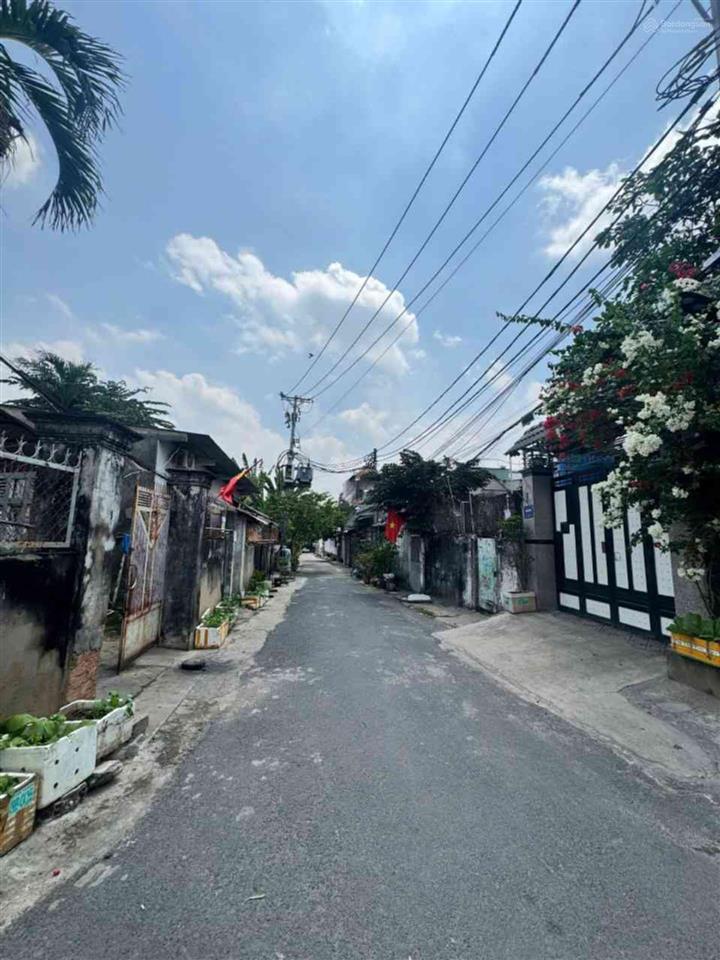 Nhà cấp và dãy phòng trọ 4 phòng đang cho thuê có dòng tiền ổn định giá 5.2 tỷ