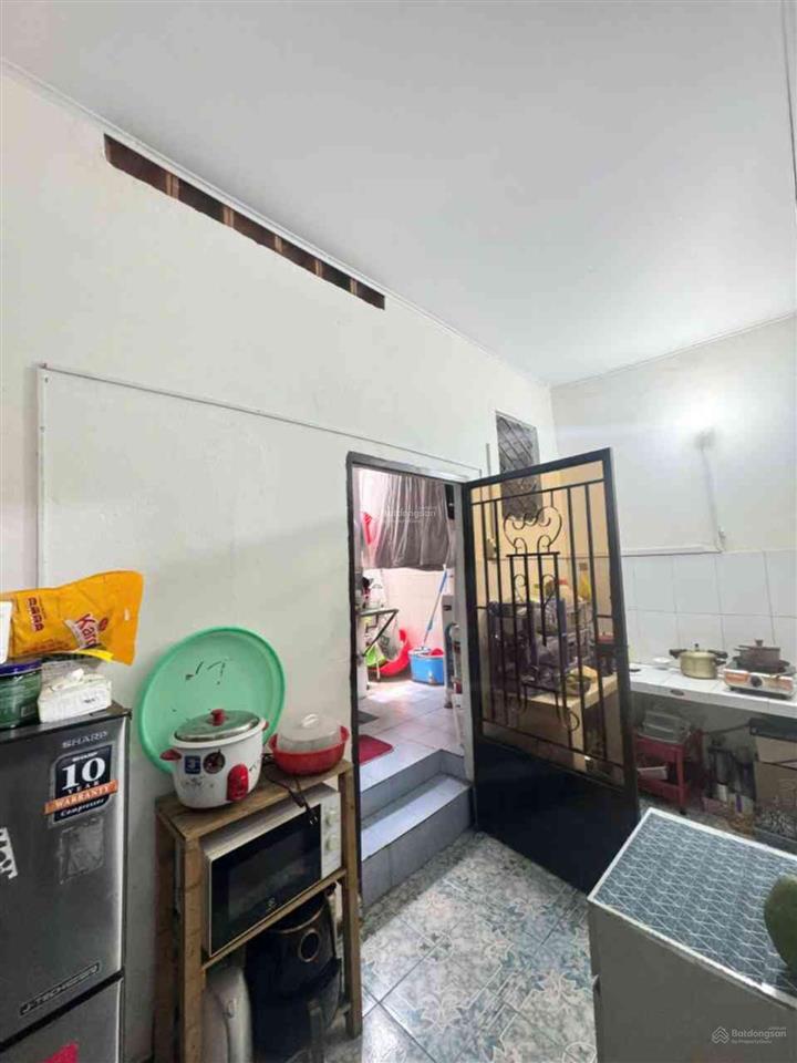 Nhà cấp và dãy phòng trọ 4 phòng đang cho thuê có dòng tiền ổn định giá 5.2 tỷ