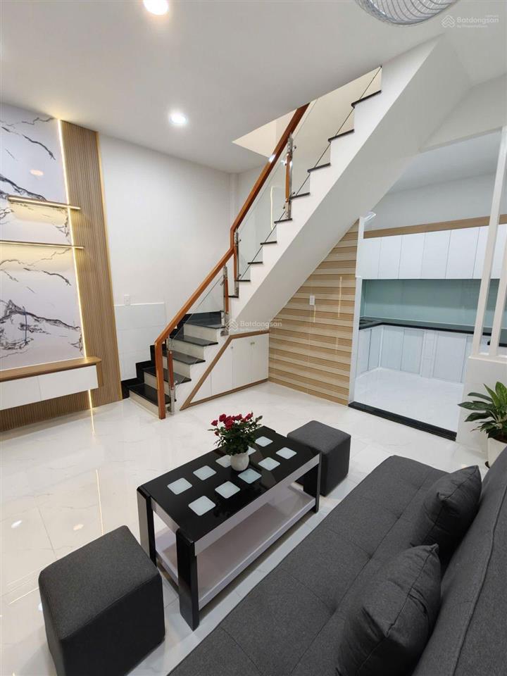 Bán nhà đẹp 30m² cách mặt tiền nguyễn khuyến 20m, 2 tầng, ngang 4,3m. giá 4,5 tỷ (tl chính chủ)