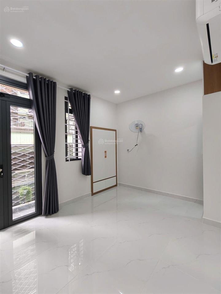 Bán nhà đẹp 30m² cách mặt tiền nguyễn khuyến 20m, 2 tầng, ngang 4,3m. giá 4,5 tỷ (tl chính chủ)
