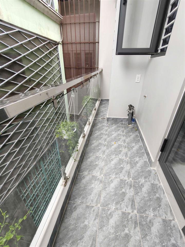 Bán nhà hẻm xe hơi đường lê quang định, 3 tầng, 25m², giá 4 tỷ (tl chính chủ)