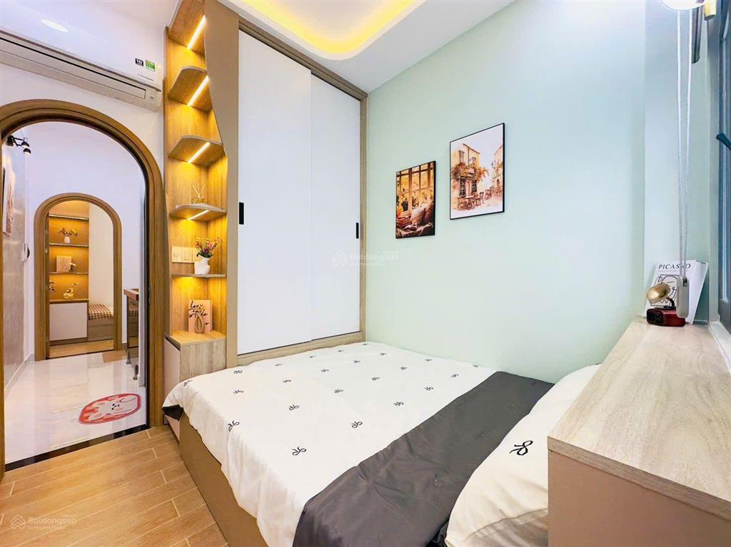 Bán nhà đẹp full nội thất cách mặt tiền nguyễn văn đậu 30m, 2 tầng, 32m2 giá 5,45 tỷ (tl chính chủ)
