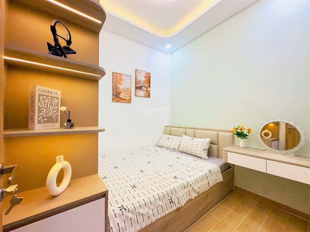 Bán nhà đẹp full nội thất cách mặt tiền nguyễn văn đậu 30m, 2 tầng, 32m2 giá 5,45 tỷ (tl chính chủ)