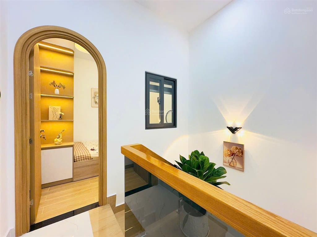 Bán nhà đẹp full nội thất cách mặt tiền nguyễn văn đậu 30m, 2 tầng, 32m2 giá 5,45 tỷ (tl chính chủ)