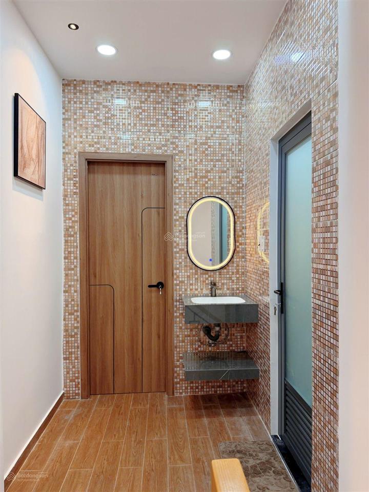 Bán nhà đẹp full nội thất cách mặt tiền cô giang 10m, 2 tầng, 40m2. giá 6,3 tỷ (tl chính chủ)