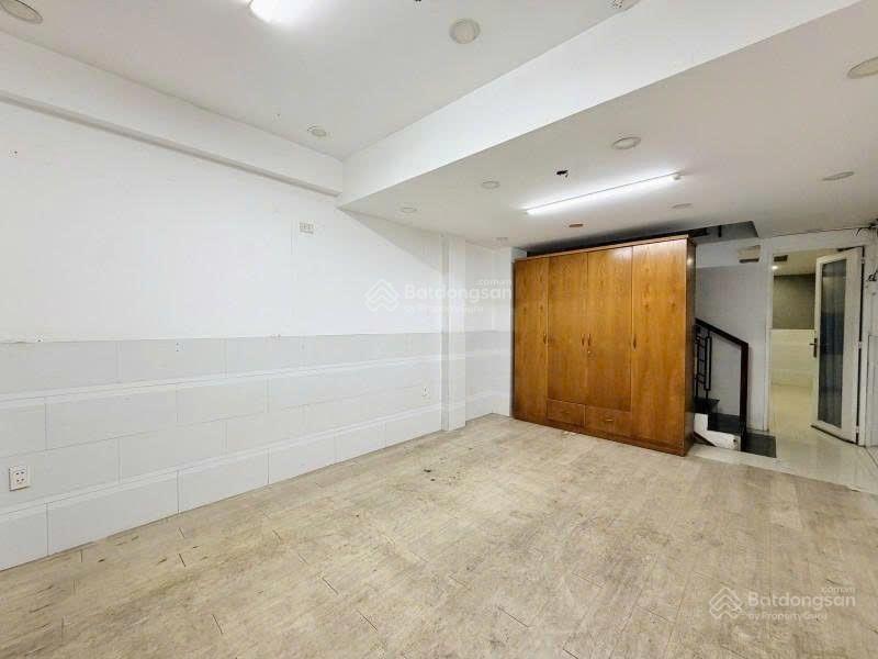 Bán căn hộ dịch vụ nguyễn gia trí, 5 tầng, 7 phòng, diện tích công nhận 52m2, giá 10,5 tỷ