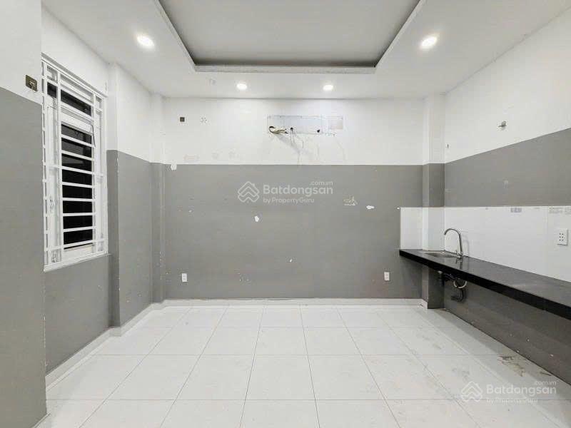 Bán căn hộ dịch vụ nguyễn gia trí, 5 tầng, 7 phòng, diện tích công nhận 52m2, giá 10,5 tỷ