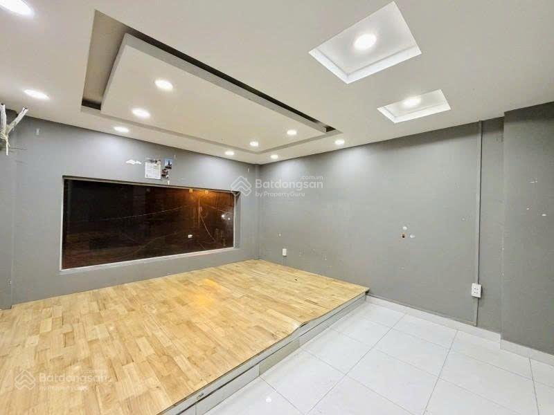 Bán căn hộ dịch vụ nguyễn gia trí, 5 tầng, 7 phòng, diện tích công nhận 52m2, giá 10,5 tỷ