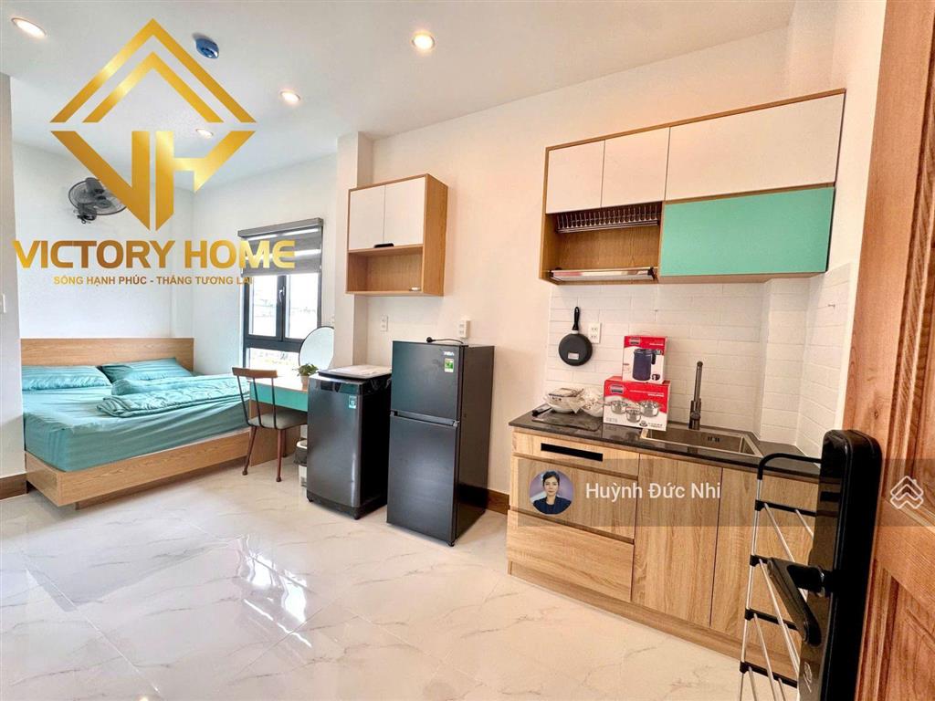 Căn góc 2 mặt tiền hẻm lê quang định 4 tầng có thang máy7,5*16 dòng tiền 90 triệu/ tháng.giá 26,3tỷ