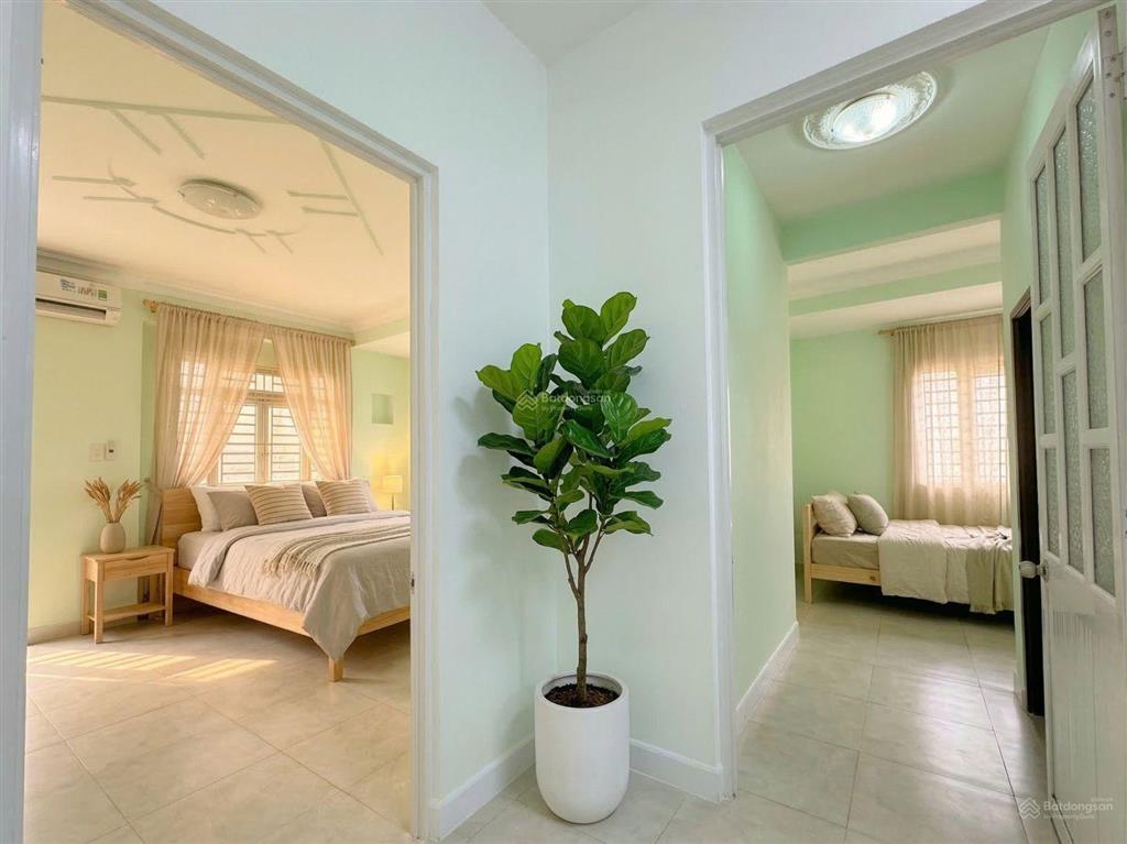 Nhà đẹp ngay khu vip vạn kiếpphan xích long 4 tầng(12mx22m) dòng tiền 200triệu/tháng.giá 35,99 tỷ