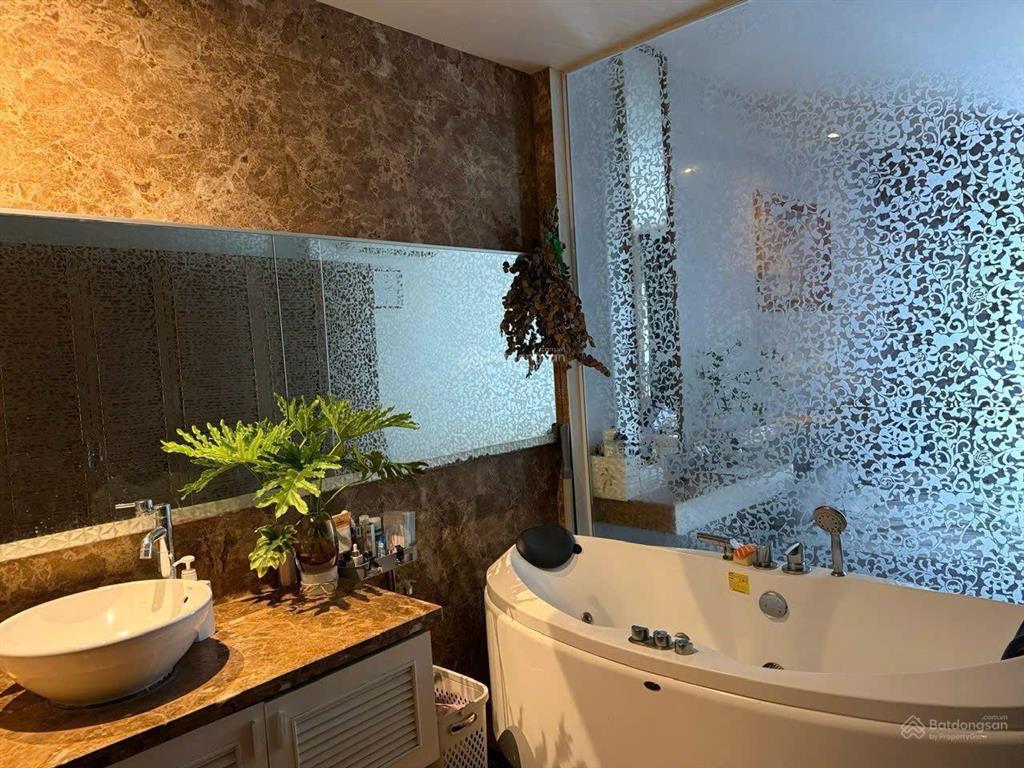 Bán nhà đẹp hẻm xe hơi đường nguyễn văn đậu 5 tầng 80m2. giá 15,3 tỷ (tl chính chủ)