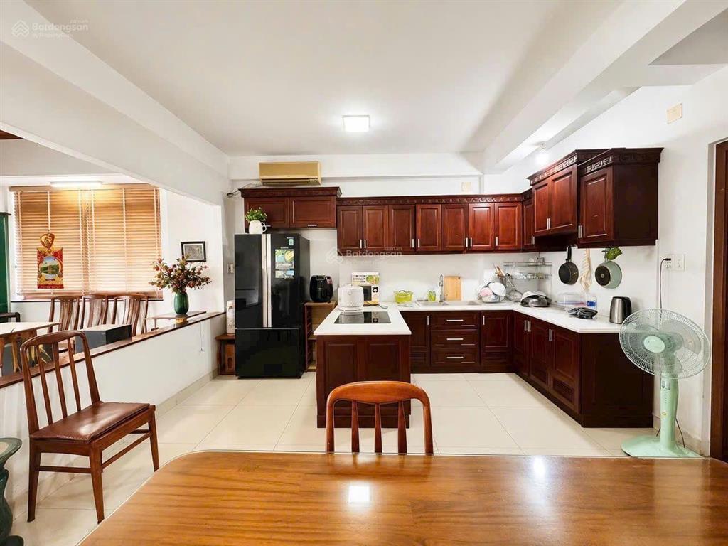 Bán nhà đẹp cách mặt tiền đường trần huy liệu 10m, 6 tầng 5x20. giá 25,5 tỷ (tl chính chủ)