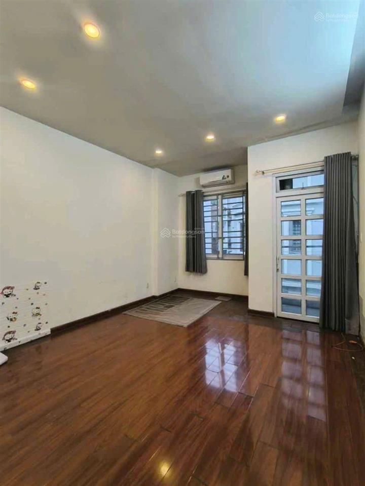 Bán nhà hẻm xe hơi gần mặt tiền đường nguyễn xí dòng tiền 15 triệu/ tháng. giá 8,45tỷ(tl chính chủ)