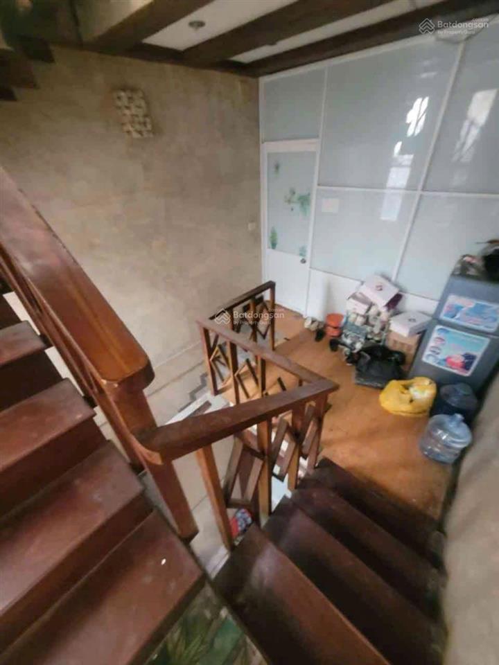 Bán chdv 4 tầng 76m2 đang cho thuê 400tr/năm. nhỉnh 6 tỷ