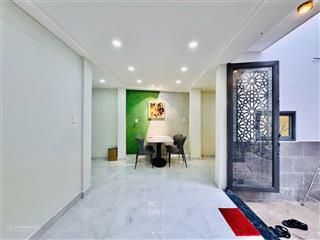 Bán nhà 2 mặt hẻm đẹp full nội thất cách mặt tiền đường hoàng hoa thám 10m, 4 tầng. giá 5,5 tỷ