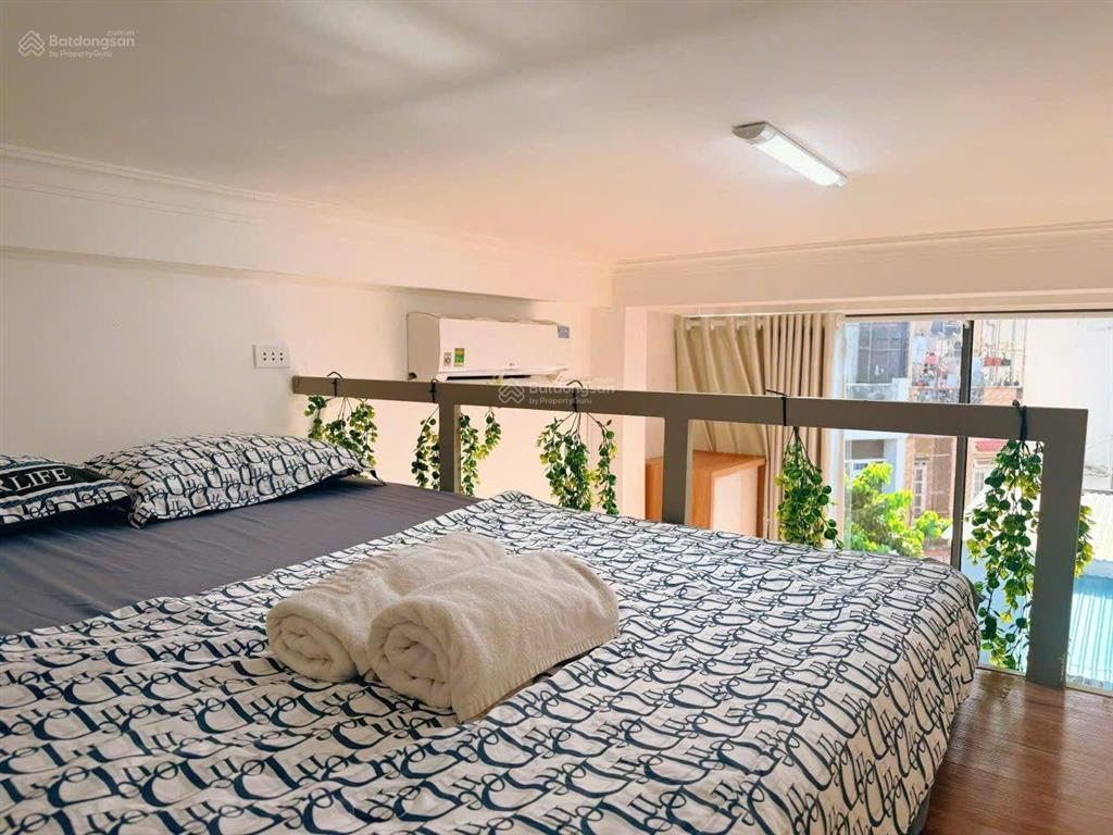 Bán chdv 5 tầng hẻm xe hơi đường đoàn thị điểm dòng tiền 40 triệu/tháng. giá 8,9 tỷ (tl chính chủ)