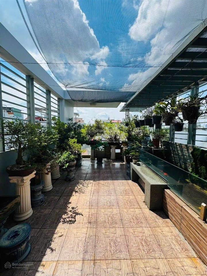 Nhà 3 tầng hẻm xe hơi 20m ra mặt tiền đường nguyễn cửu vân, ngang 5,2m x 15m. giá 12,4 tỷ